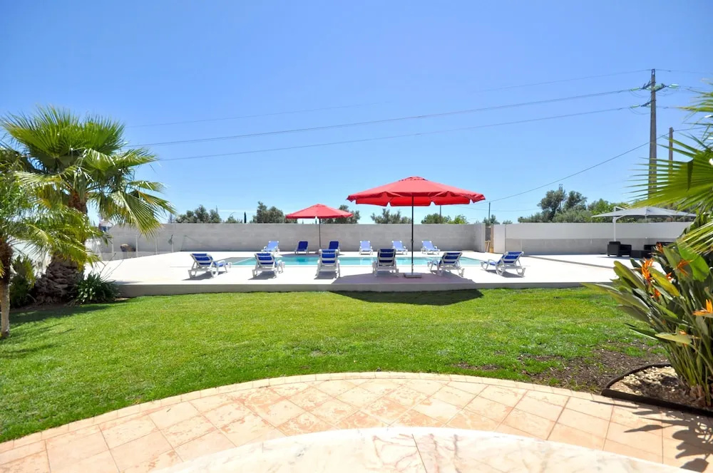 Stunnig 5 Bedroom Private Pool Villa With Cinema Room