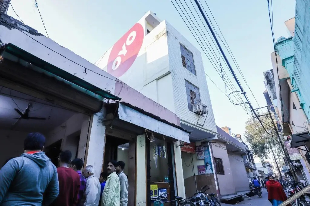 Vasundhra Heights Hotel By Oyo