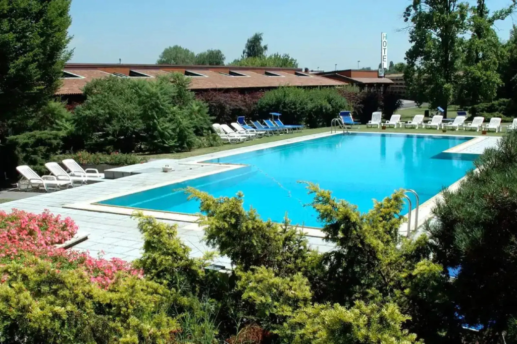 Hotel photo 15