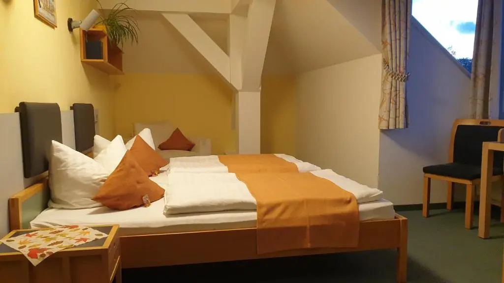 Hotel Regenbogenhaus - Chambres