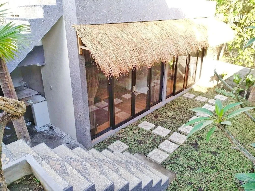 Balcony & Terrace