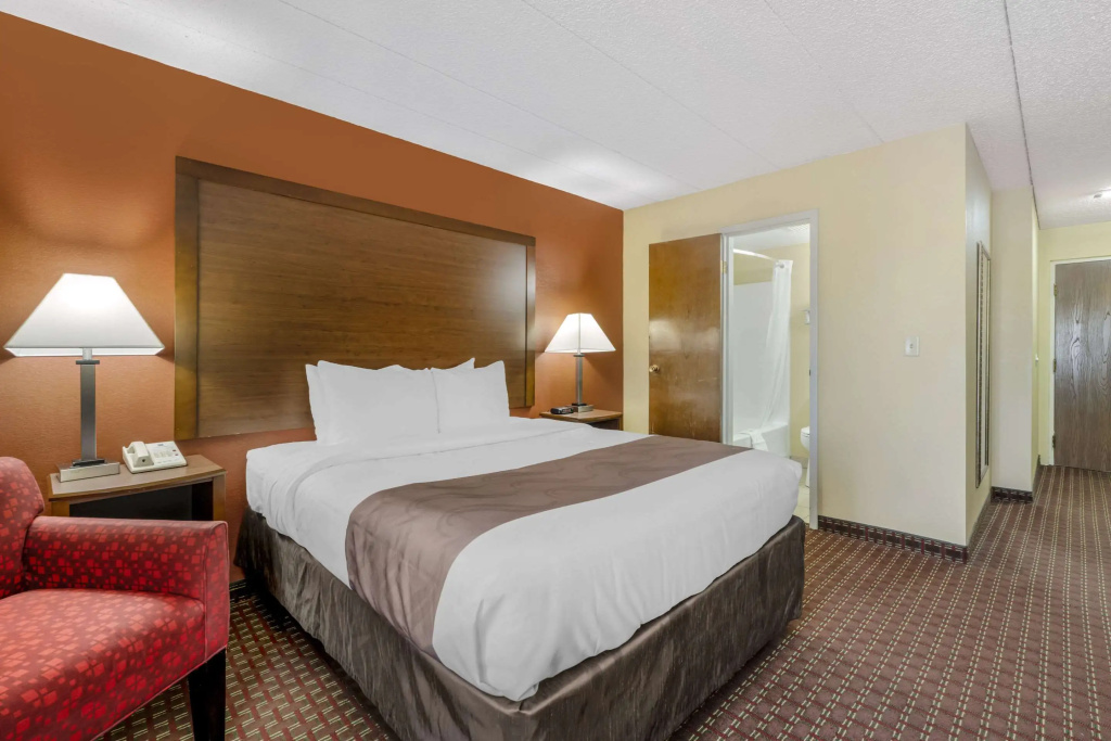 Standard Double room (full double bed)