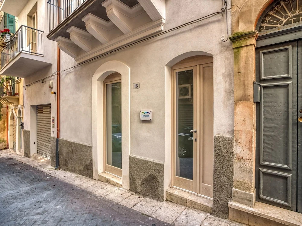 Alluring Apartment in Ragusa With Balcony