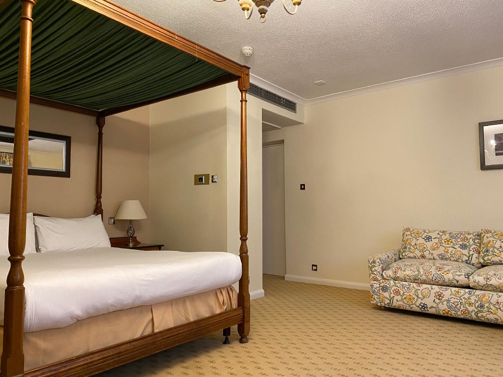 Brook Mollington Banastre Hotel and Spa - Tap to explore photos