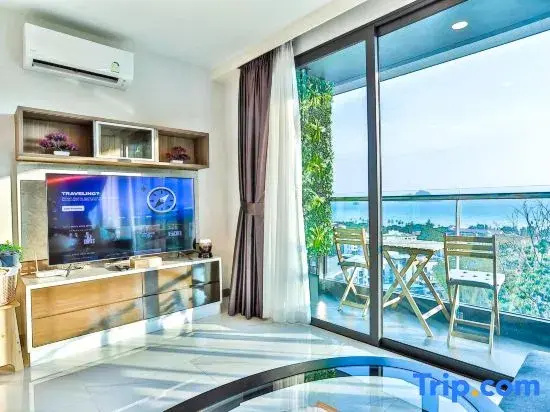 AO503 - 2 Bedroom Serviced Apartment with Sea View and Bathtub at Ao Nang Beach
