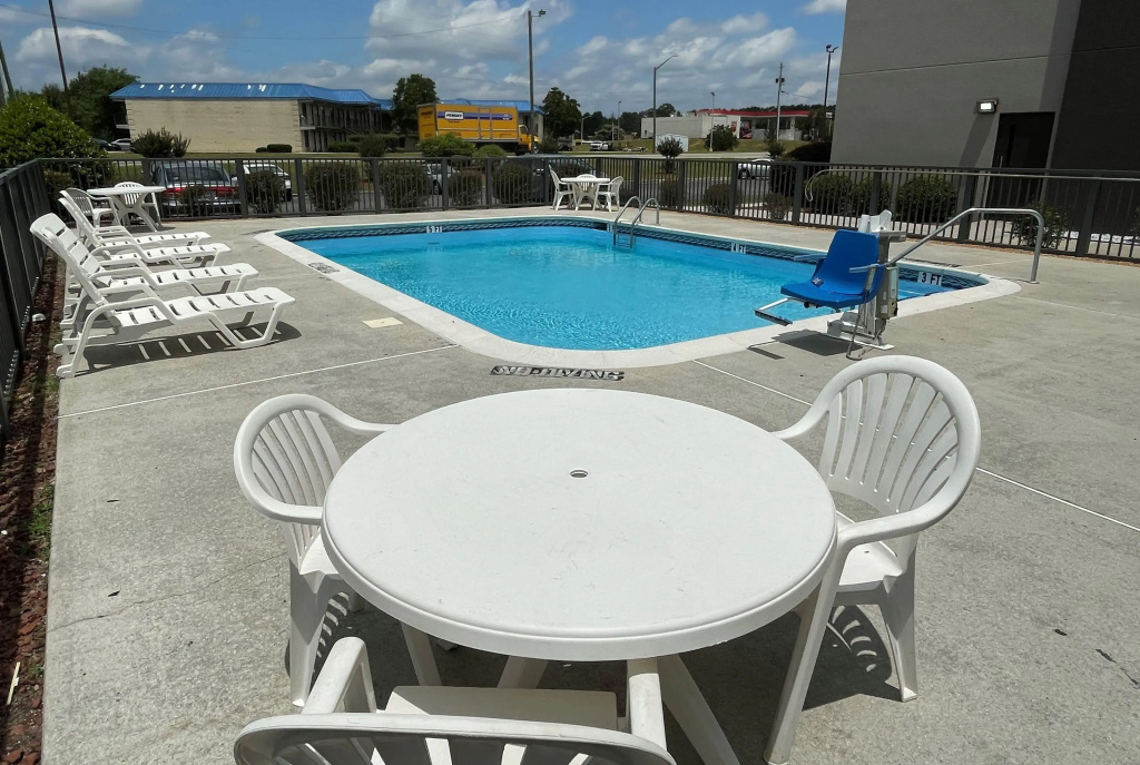 La Quinta Inn & Suites by Wyndham Fayetteville I-95 - Général