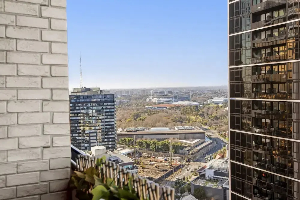 Chic 2-bed Apartment With Balcony in Southbank