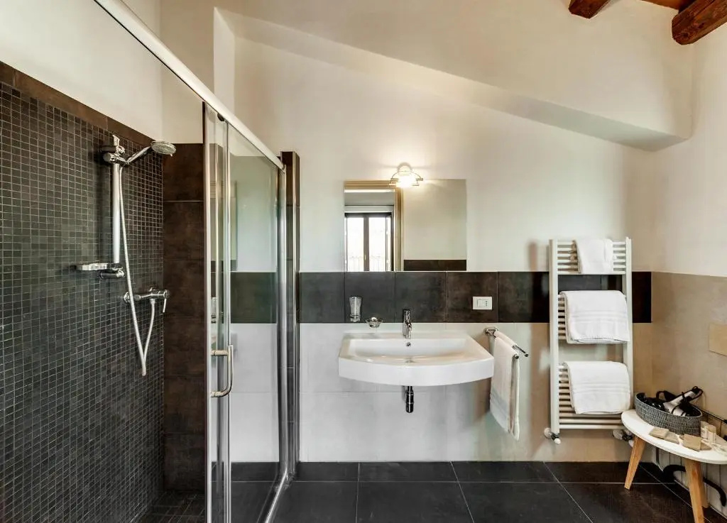 Standard Double room with sea view (full double bed)