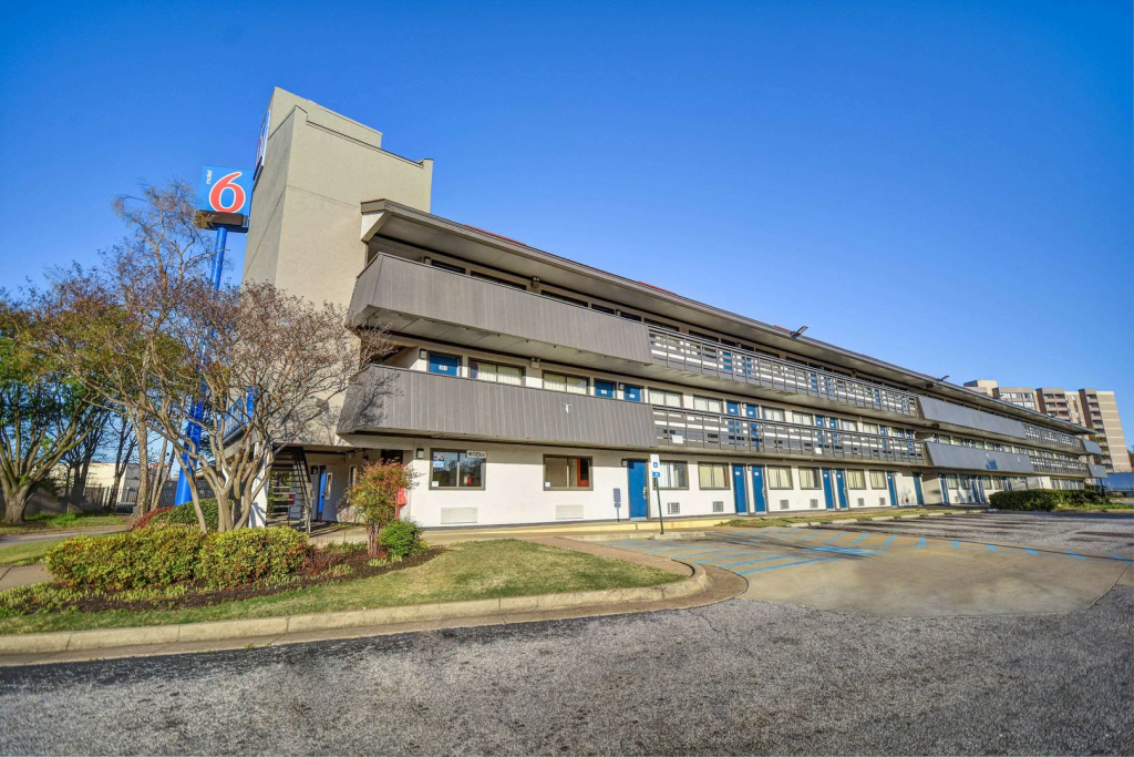 Motel 6 Memphis, TN - Downtown