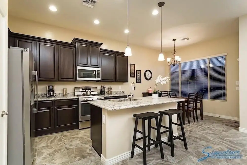 4 Bedrooms Standard Quadruple room