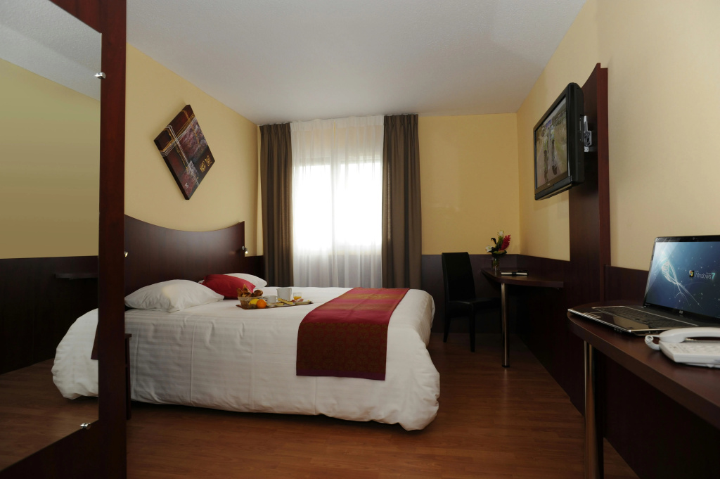 Logis Hotel Center - Général
