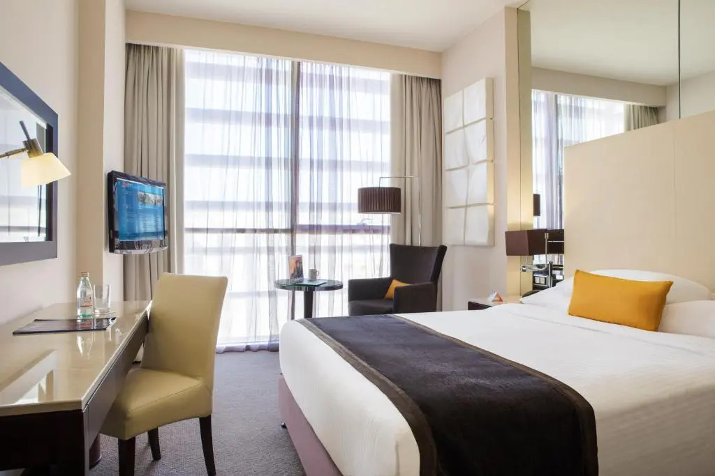 1 Bedroom Double Suite (full double bed)