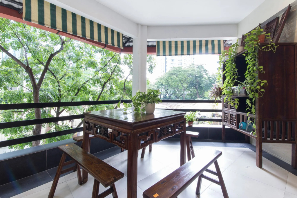 Balcony & Terrace
