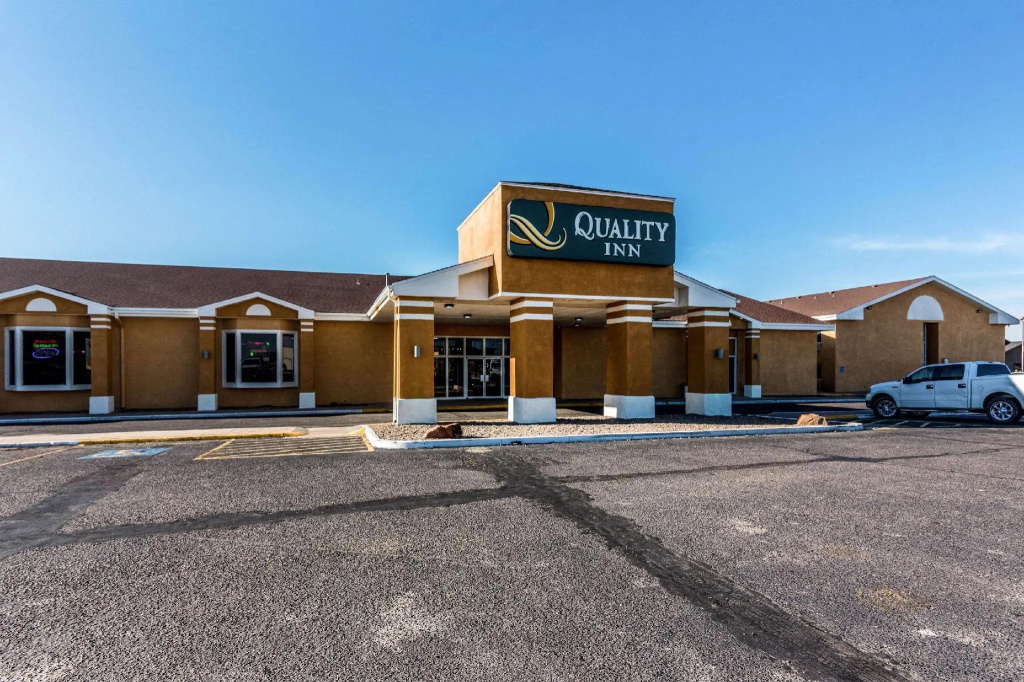 Colby Inn and Suites - Chambres