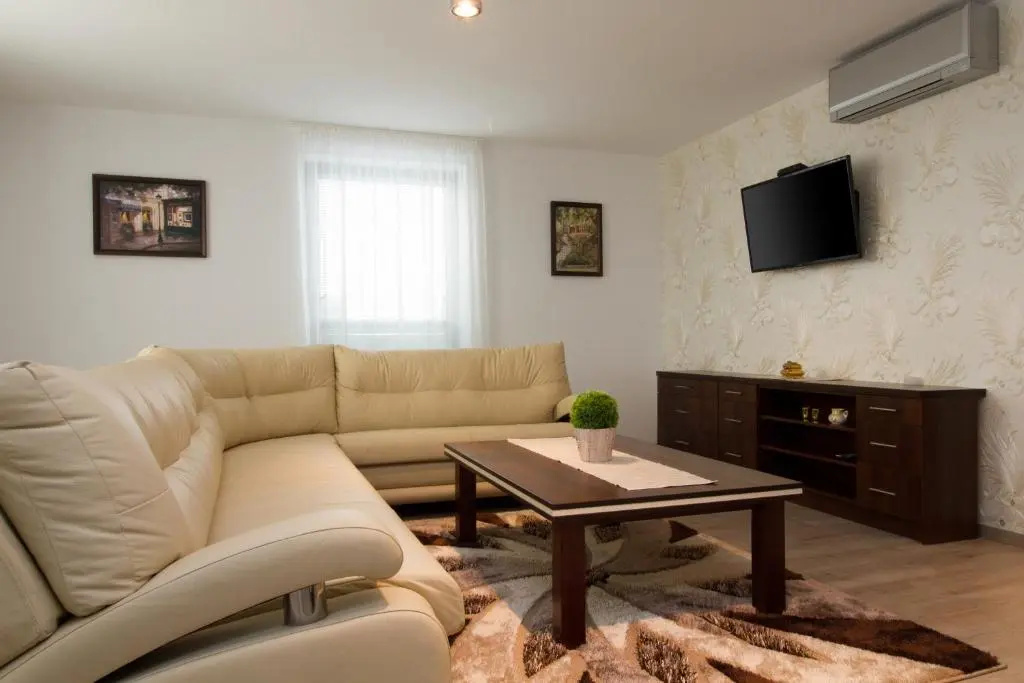 Superior Apartment