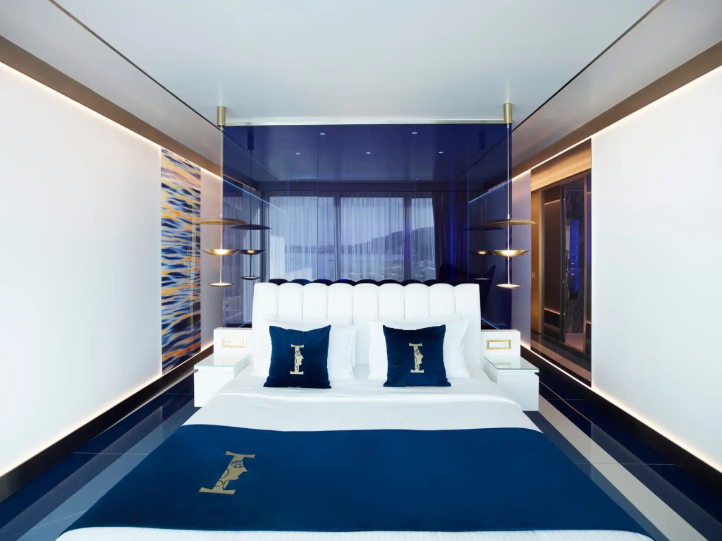 Suite with sea view