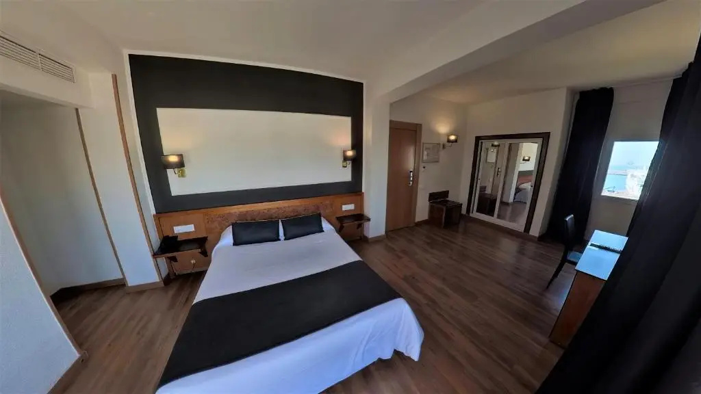Ohtels Gran Hotel Almería - Chambres