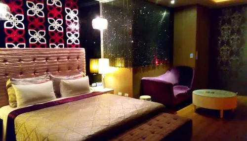 Hua Lun Motel