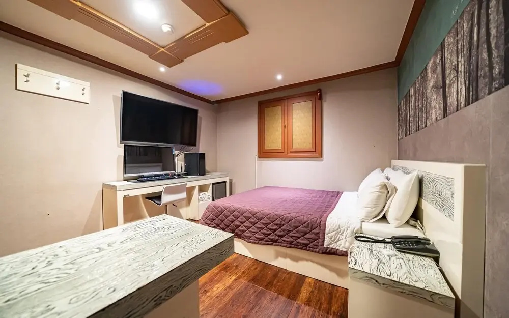 Hotel photo 2