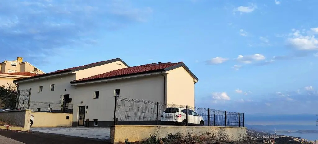 Drenova Hills
