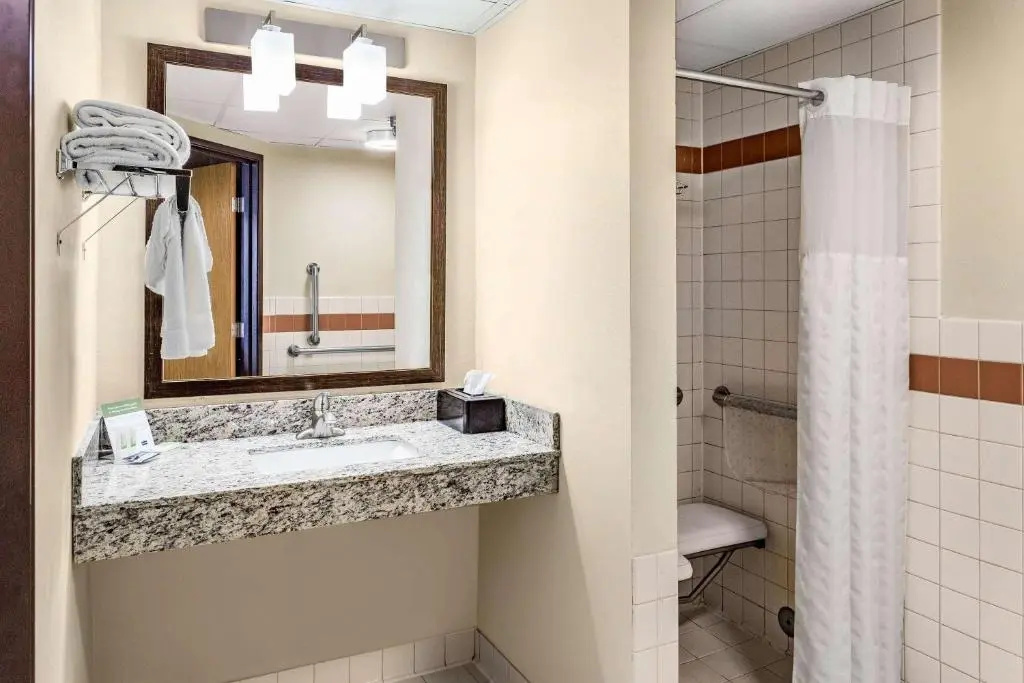 AmericInn by Wyndham Blue Earth - Chambres