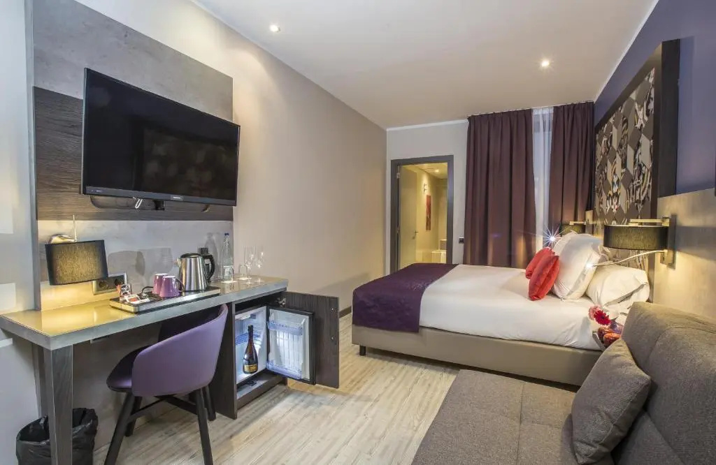 Superior Double room (full double bed)