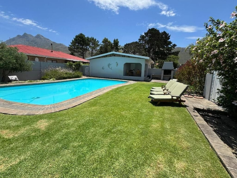 Moments Guesthouse