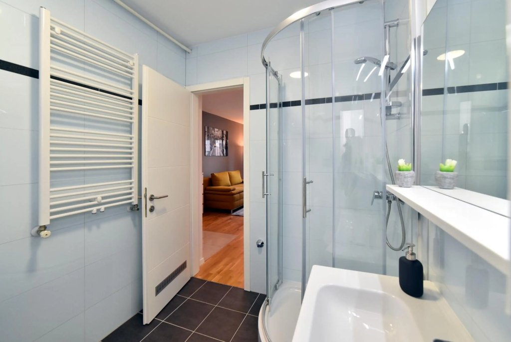 First Class Apartment Zagreb, Free parking