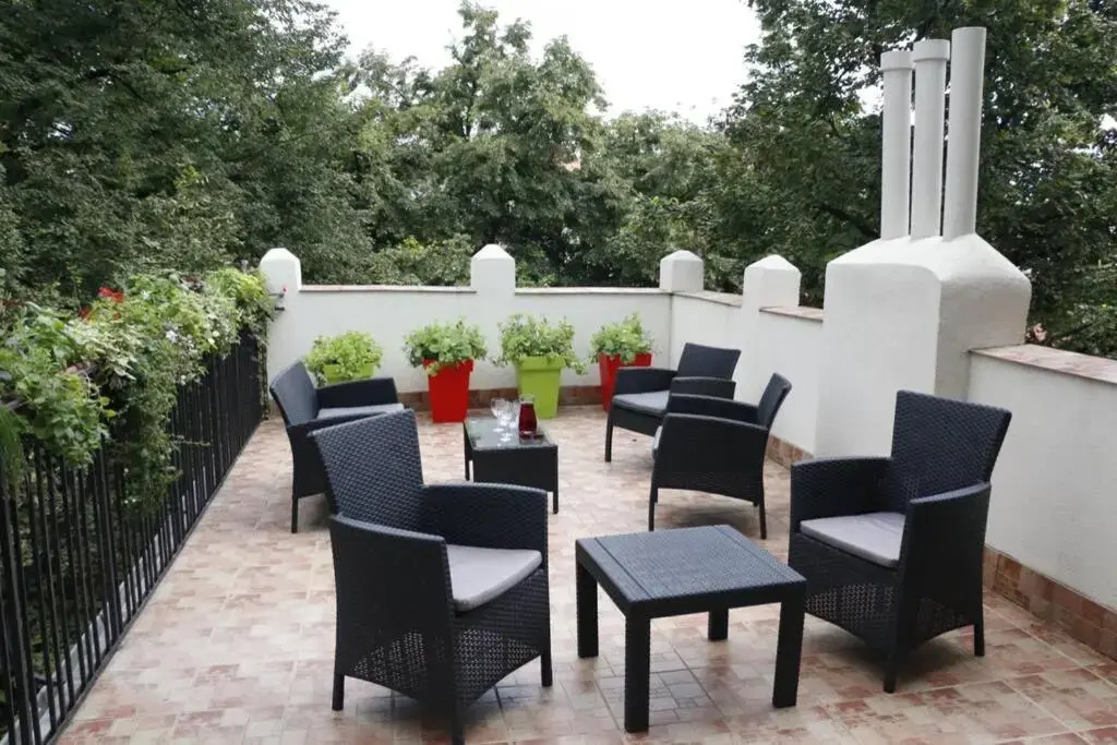 ROCK - Studio with 30m2 terrace
