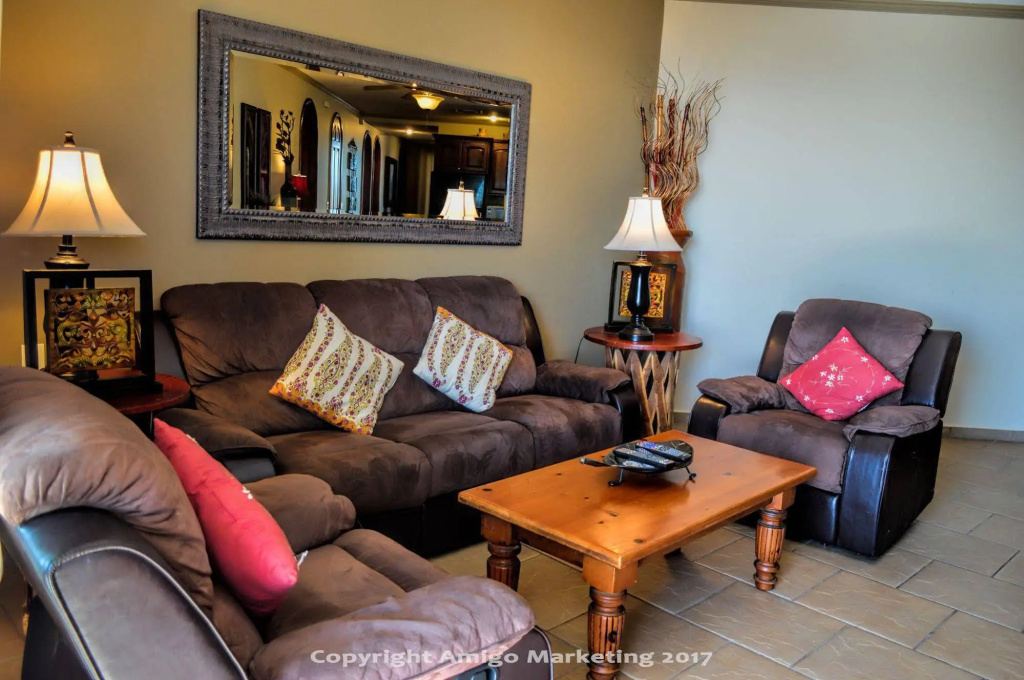 Lobby & Reception