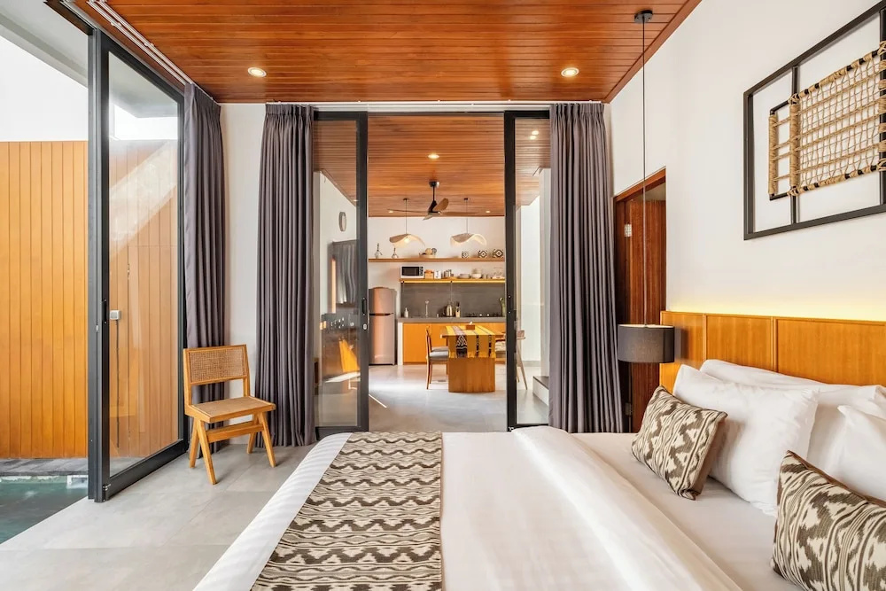 2BR Private Pool Villa in Ubud, Balcony View — фото