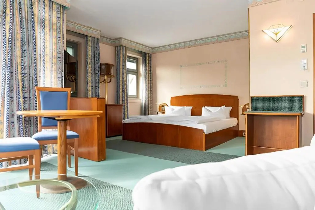 Hotel Am Blauen Wunder - Privathotel - Chambres