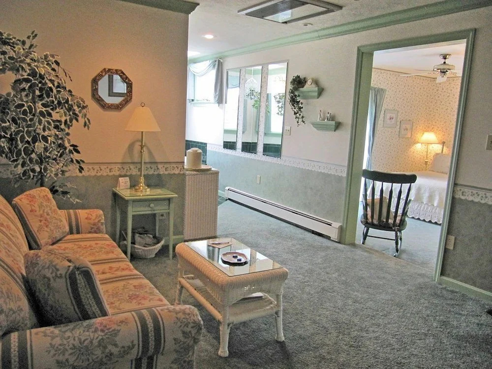 1 Bedroom Suite