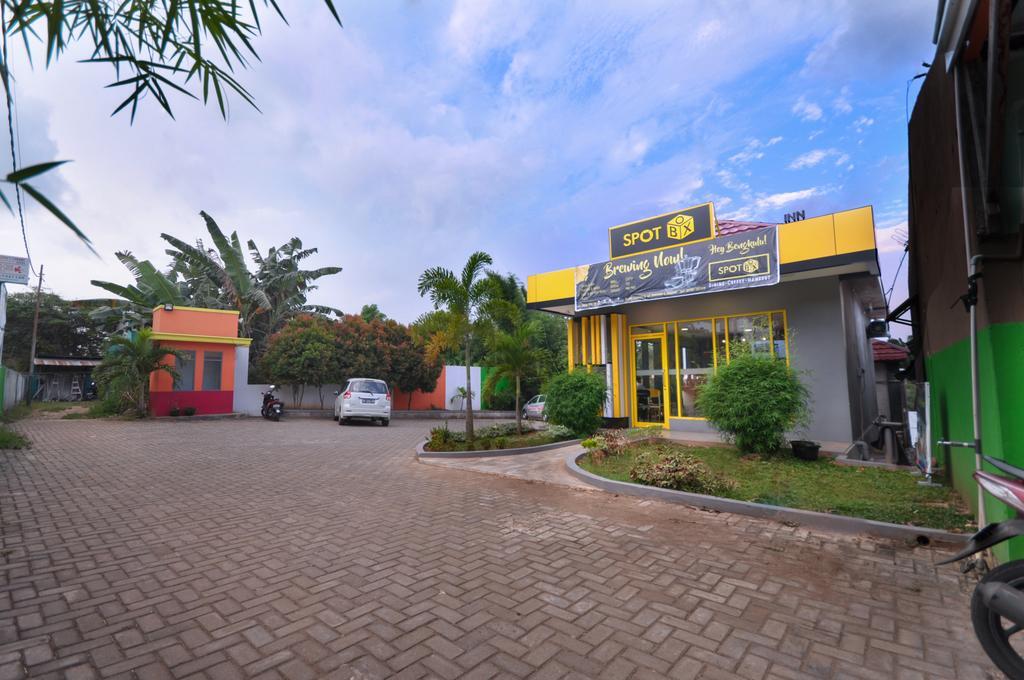 Djo Front One Inn Bengkulu