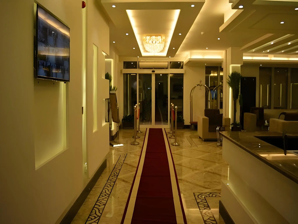 Hotel photo 12
