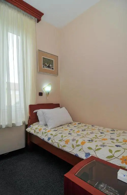 Montenegrino - Chambres