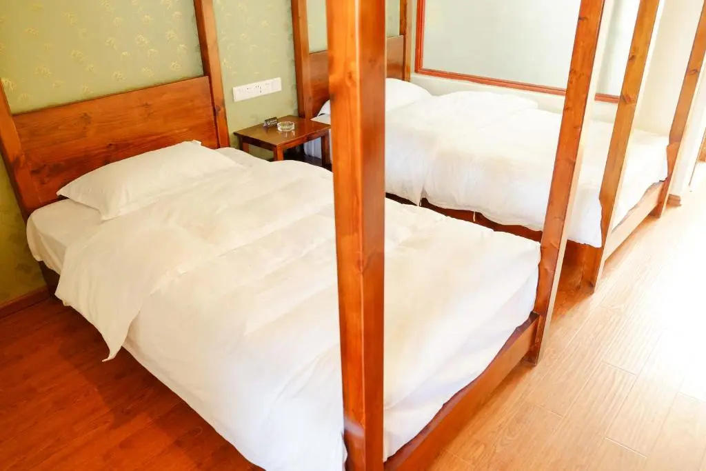 1991 Boutique Garden Inn