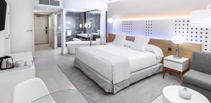 Premium room with sea view
