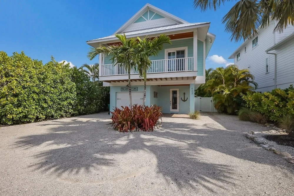 Jersey Girl 5 Bedroom Home by RedAwning