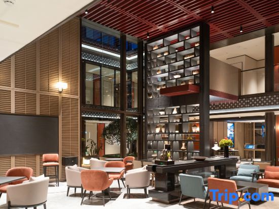 Phoenix Begonia Villa Hotel (HSR Station Branch) （HSR=High-speed Railway） in Lijiang