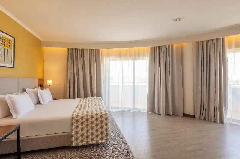 Holiday Inn Algarve Albufeira by IHG - Chambres