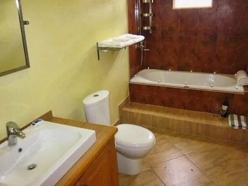 Valley Breeze Guest House - фото 8