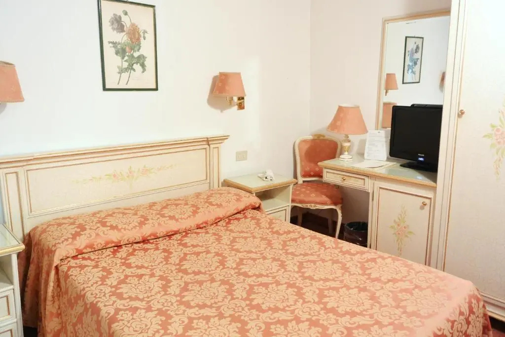 Hotel Ambassador Tre Rose - Chambres
