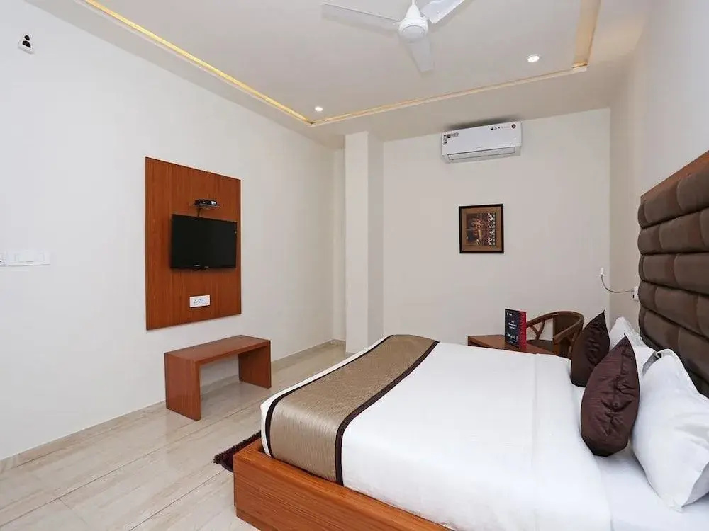 Hotel Paras Royale - фото 4