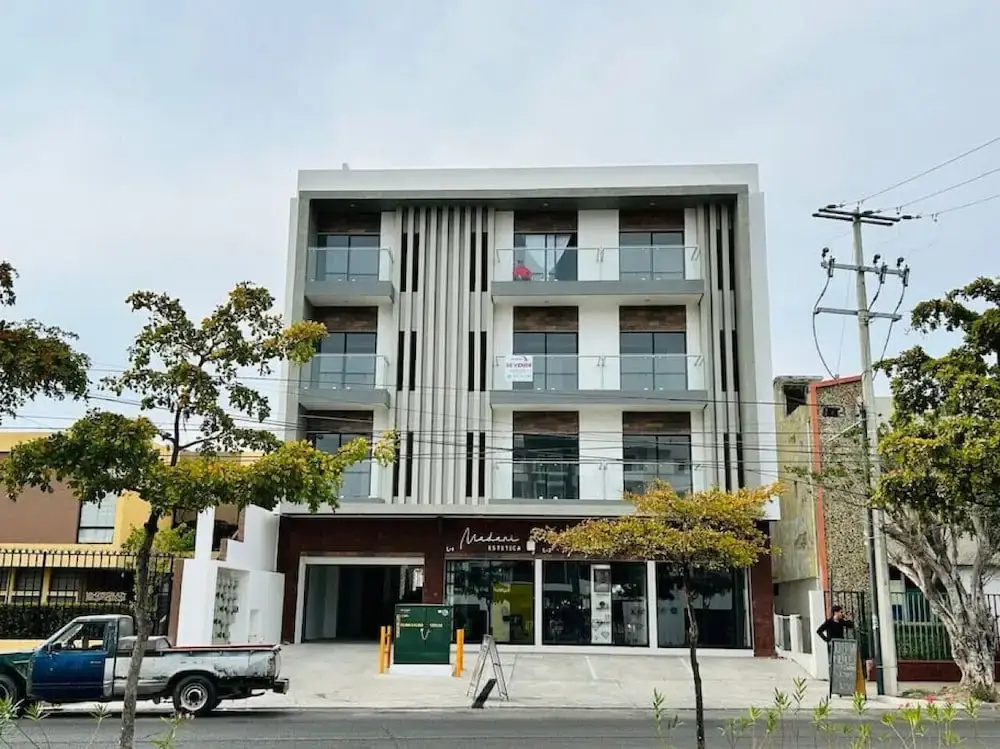 Aleman Apartments