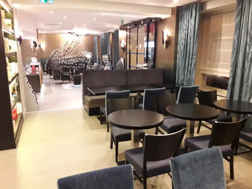 Hotel photo 16