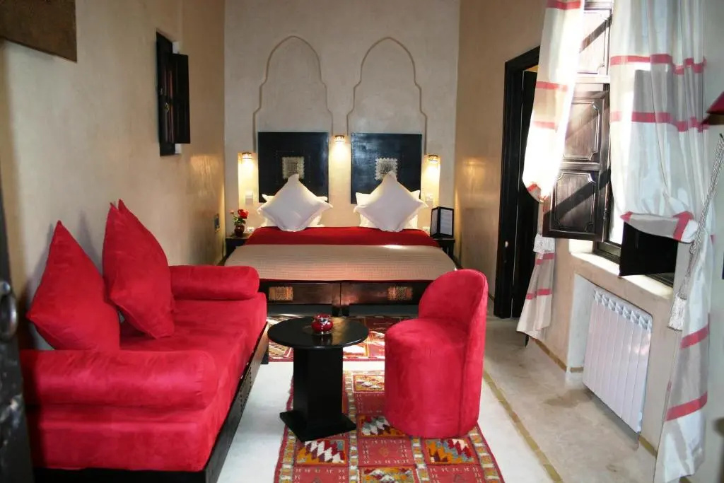 Talata Deluxe Triple room