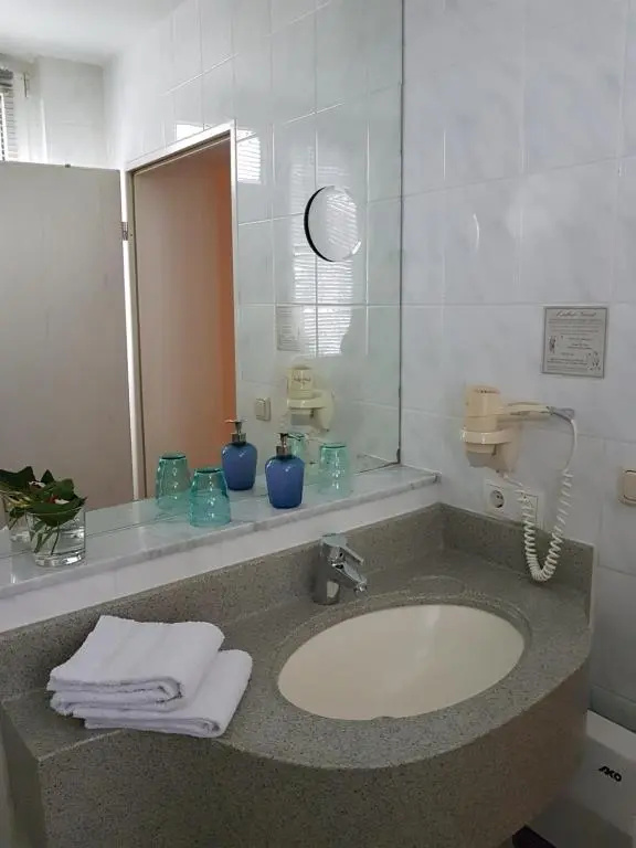 Art Hotel Kv Ln - Chambres