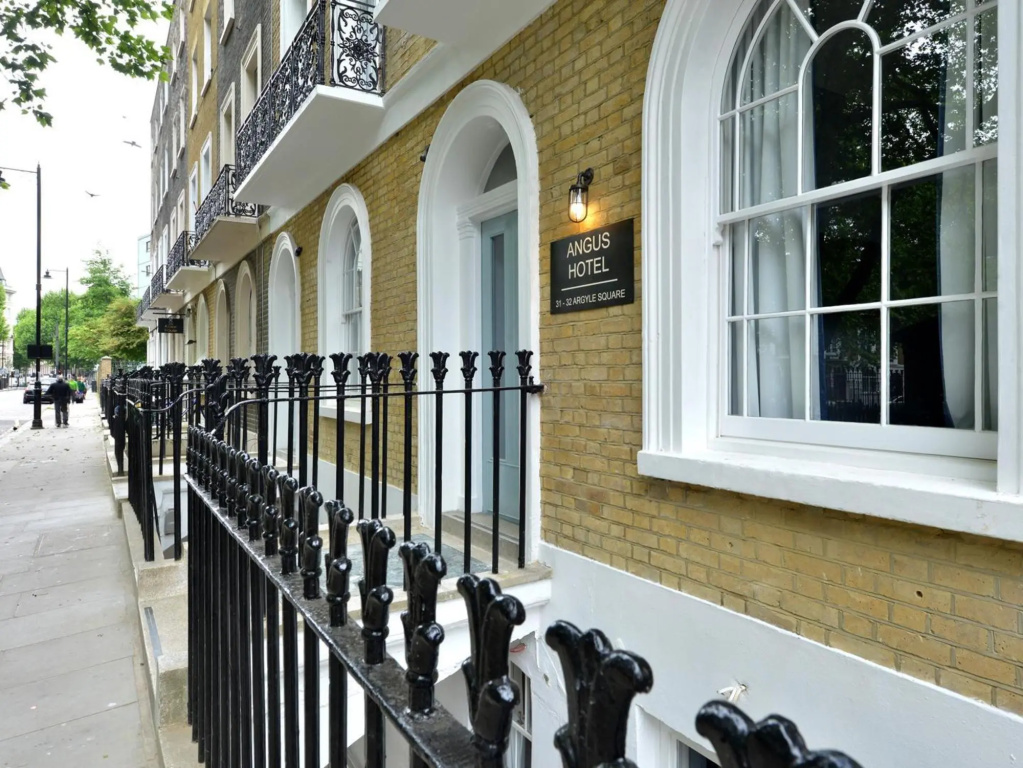 Balcony & Terrace