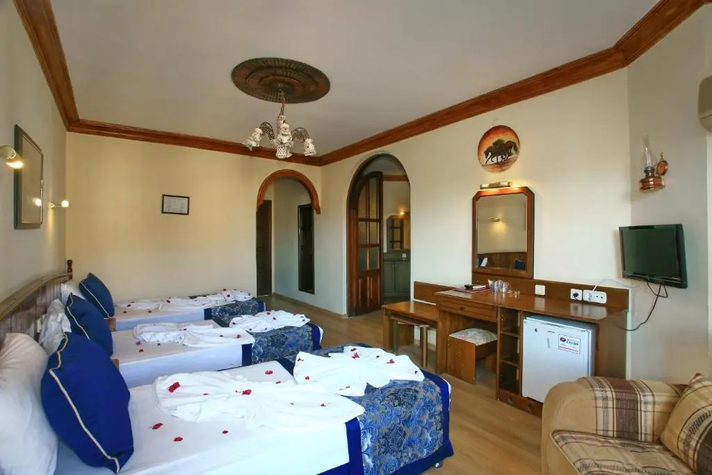 Fatih Hotel Kleopatra — 4